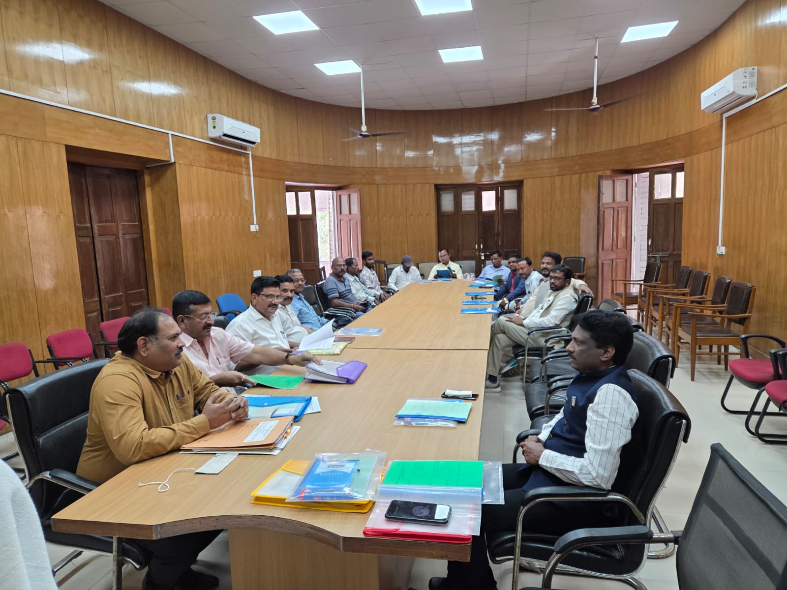  केन्दू पत्ती संग्रहण 